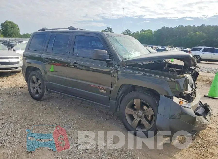 1C4NJPBBXHD132522 Photo# 4