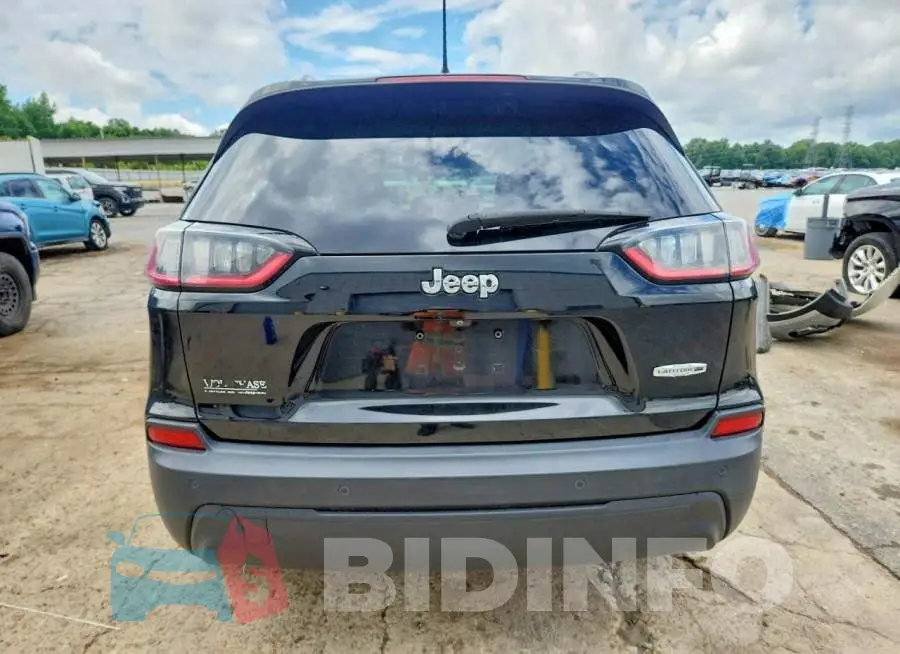 1C4PJLLB1KD403586 Photo# 6