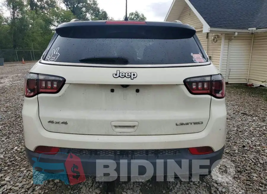 3C4NJDCB1LT168230 Photo# 6