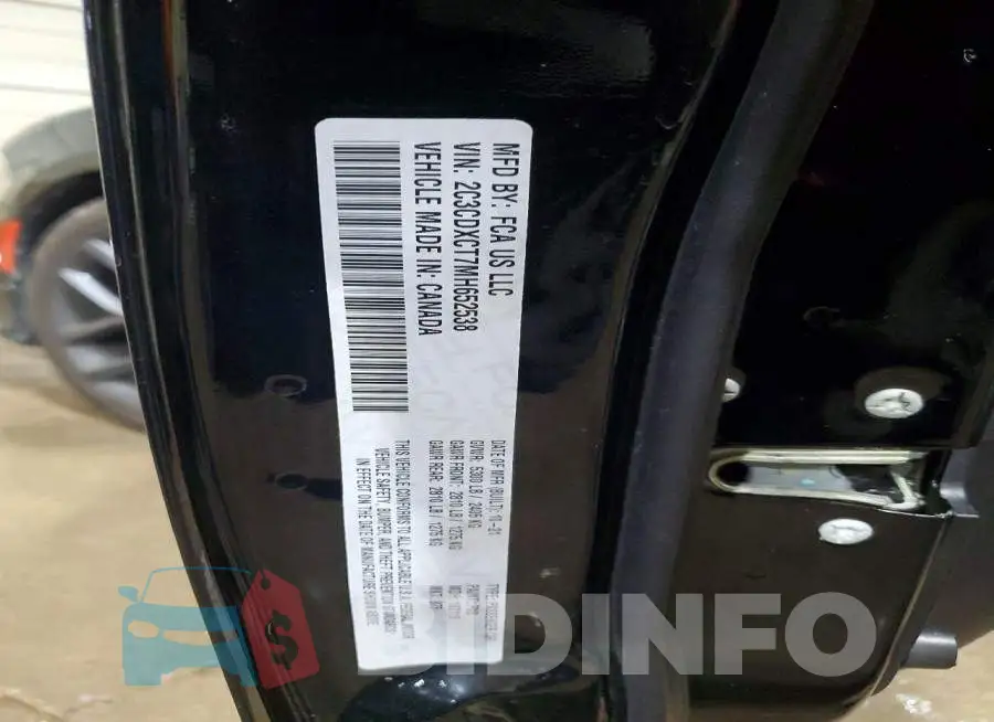 2C3CDXCT7MH652538 Photo# 12