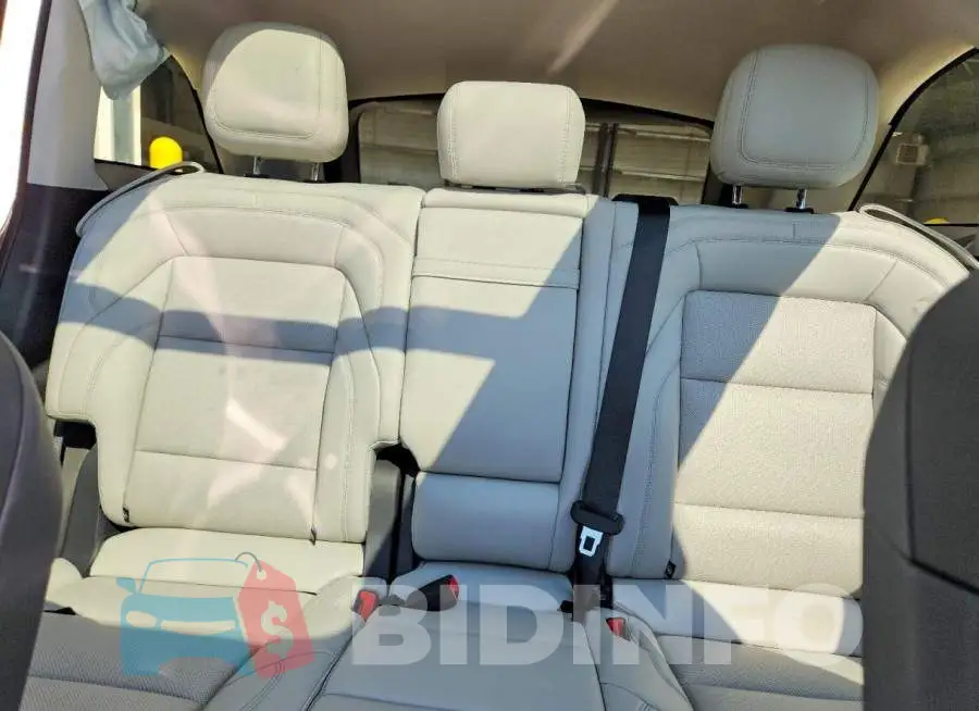 5LMPJ8J47TJ010981 Photo# 10