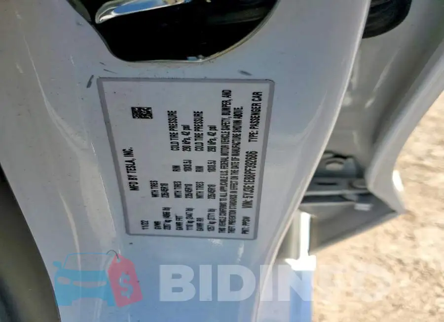 5YJ3E1EB8PF392686 Photo# 12