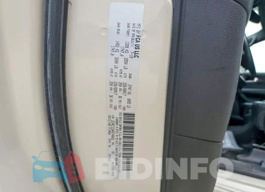 2C4RC1EG0KR746032 Photo# 13