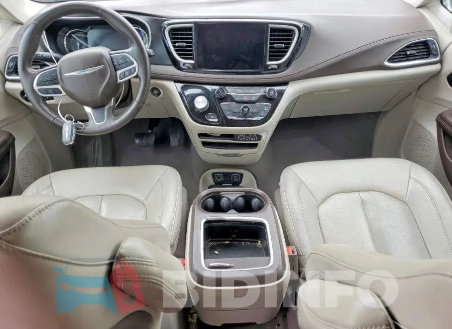 2C4RC1L78MR586973 Photo# 8