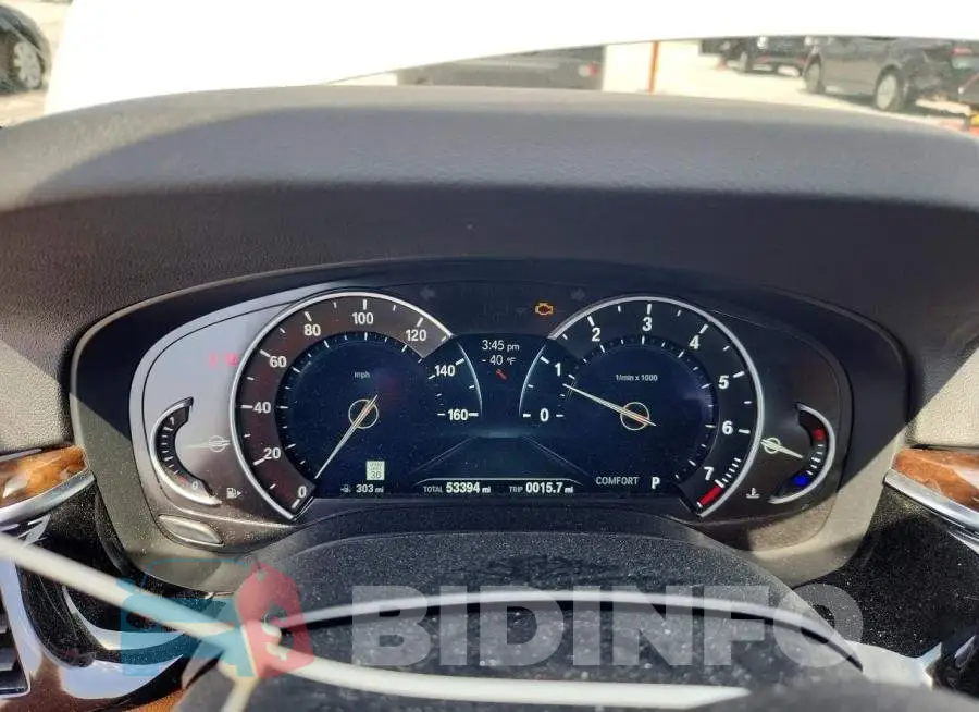 WBAJE5C51KG919135 Photo# 9