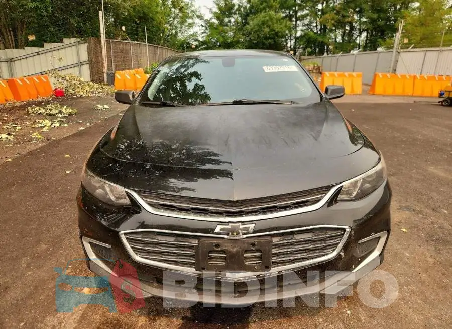 1G1ZB5ST9HF246438 Photo# 5