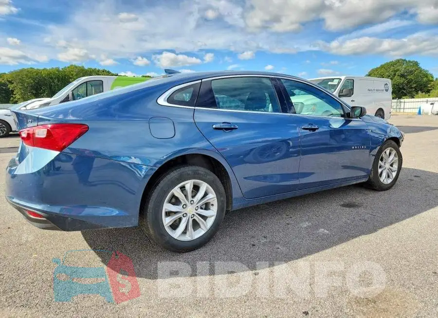 1G1ZD5ST3RF140899 Photo# 3