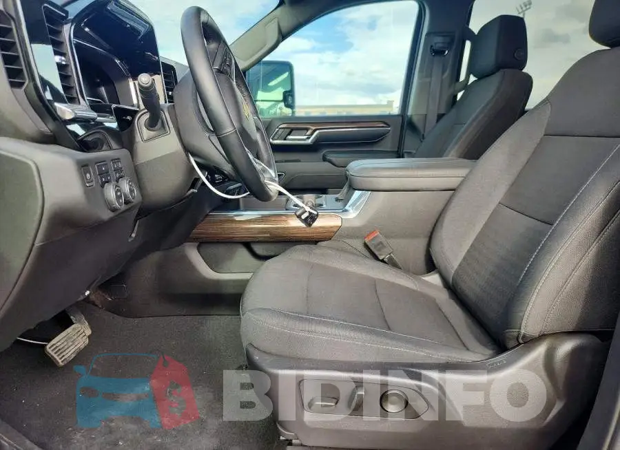 1GC4YNEY5RF290462 Photo# 7