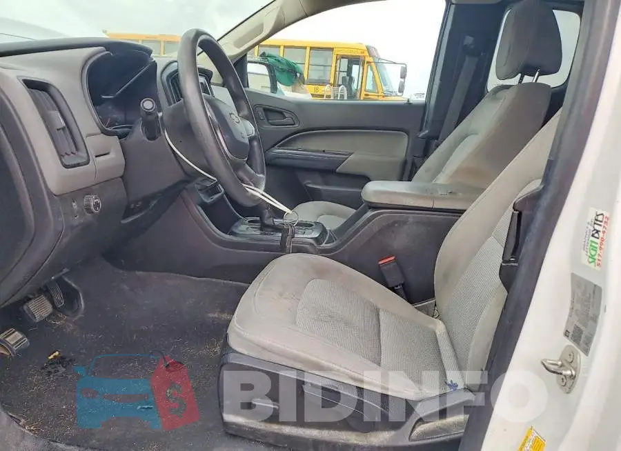1GCHSBEA4K1207868 Photo# 7