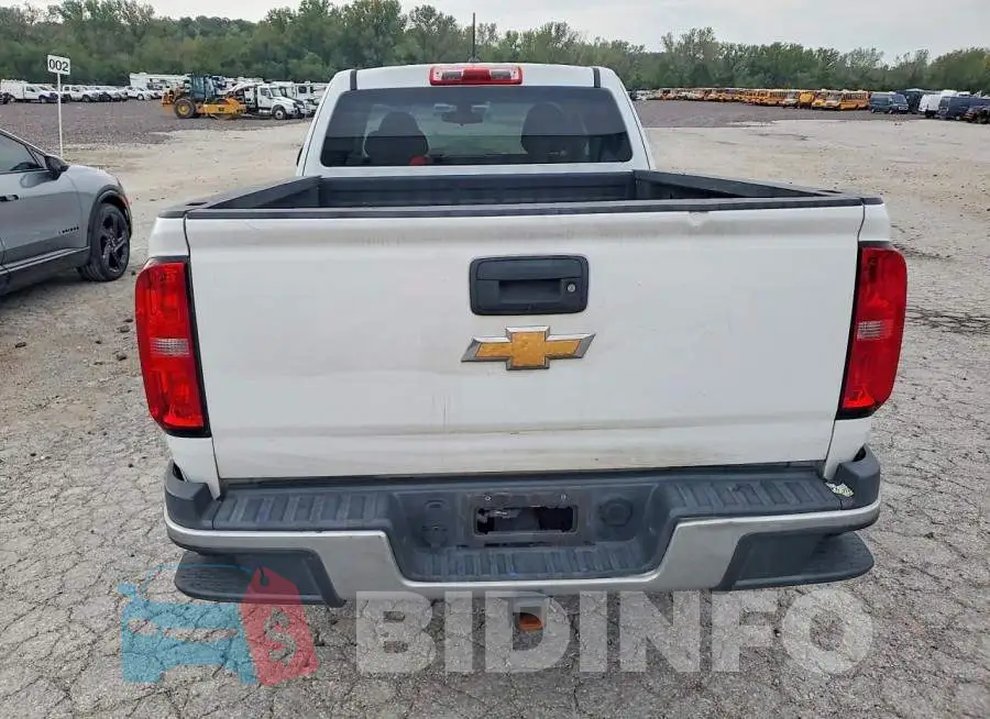 1GCHSBEA4K1207868 Photo# 6