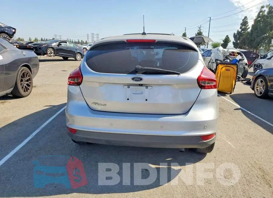 1FADP3M21HL290419 Photo# 6
