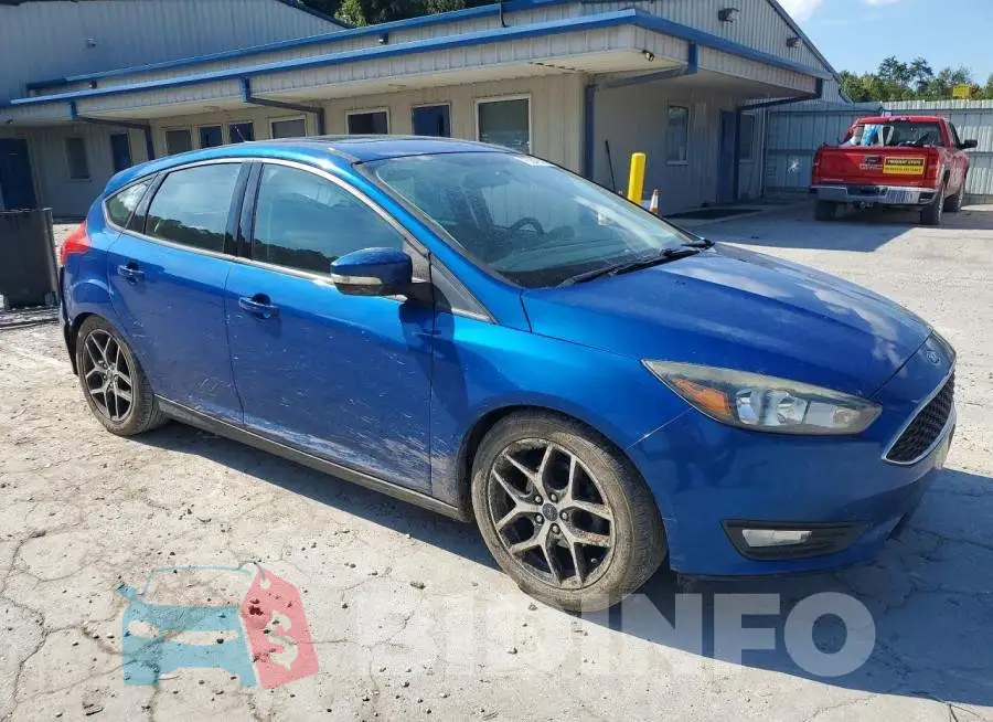 1FADP3M28JL310901 Photo# 4
