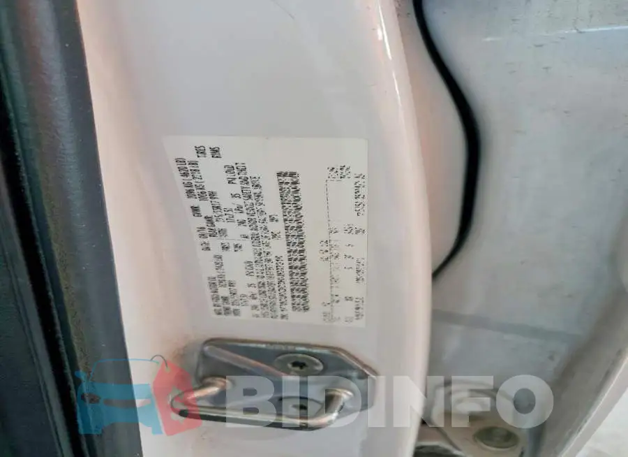 1FMCU0GD8HUB87918 Photo# 12