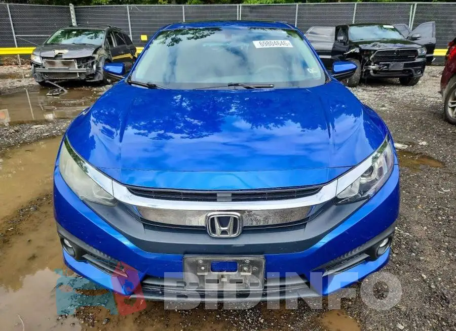 19XFC1F37HE032973 Photo# 5