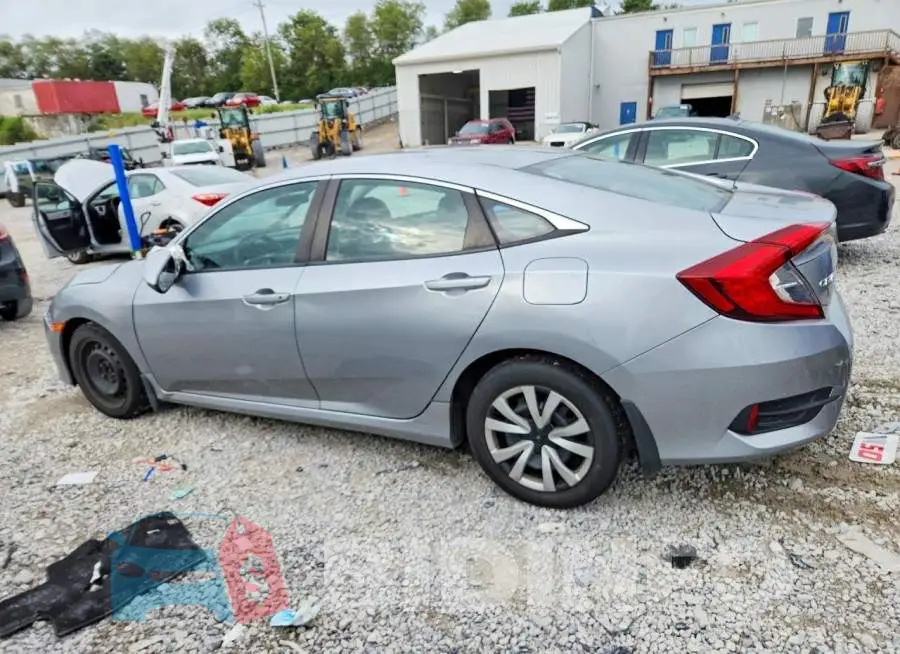 19XFC2F57HE055080 Photo# 2