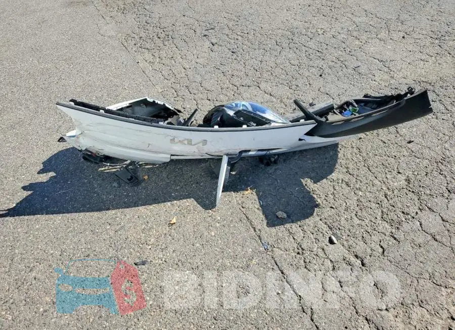KNDCE3LG8N5150375 Photo# 12