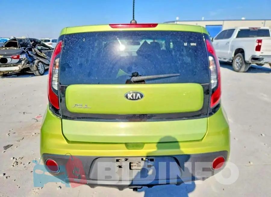 KNDJN2A26J7890367 Photo# 6