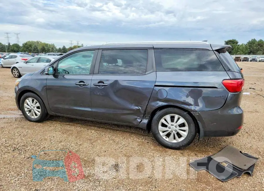 KNDMB5C12H6322712 Photo# 2