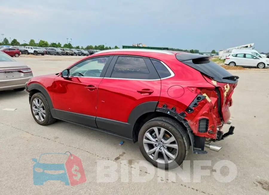 3MVDMBBM9PM556086 Photo# 2