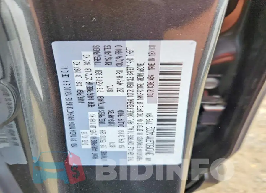 3MVDMBCL9TM144072 Photo# 13