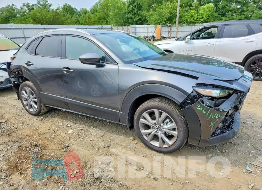 3MVDMBCL9TM144072 Photo# 4