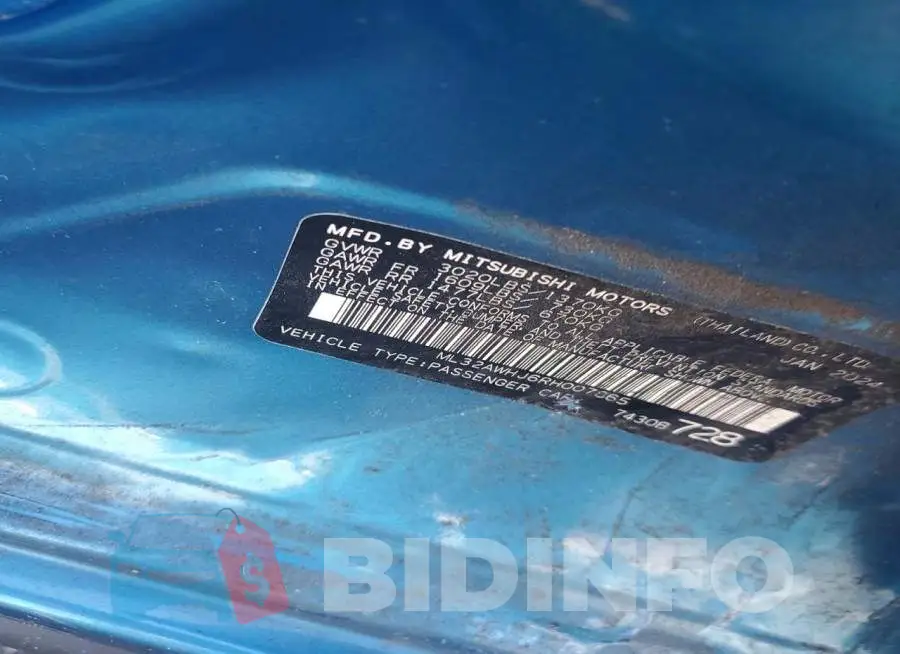 ML32AWHJ6RH007865 Photo# 12