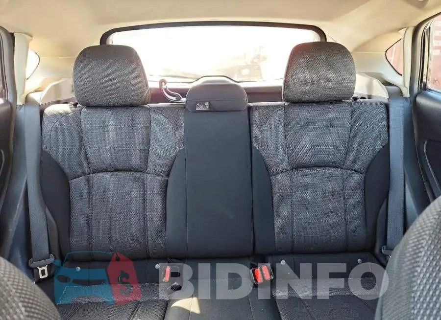 4S3GTAA68K3741870 Photo# 10