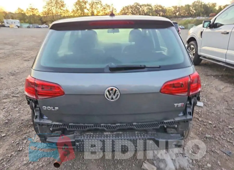 3VW117AUXHM044685 Photo# 6