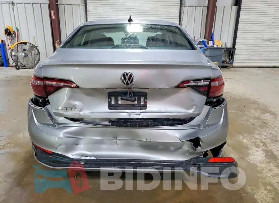 3VW5M7BU5RM082415 Photo# 6