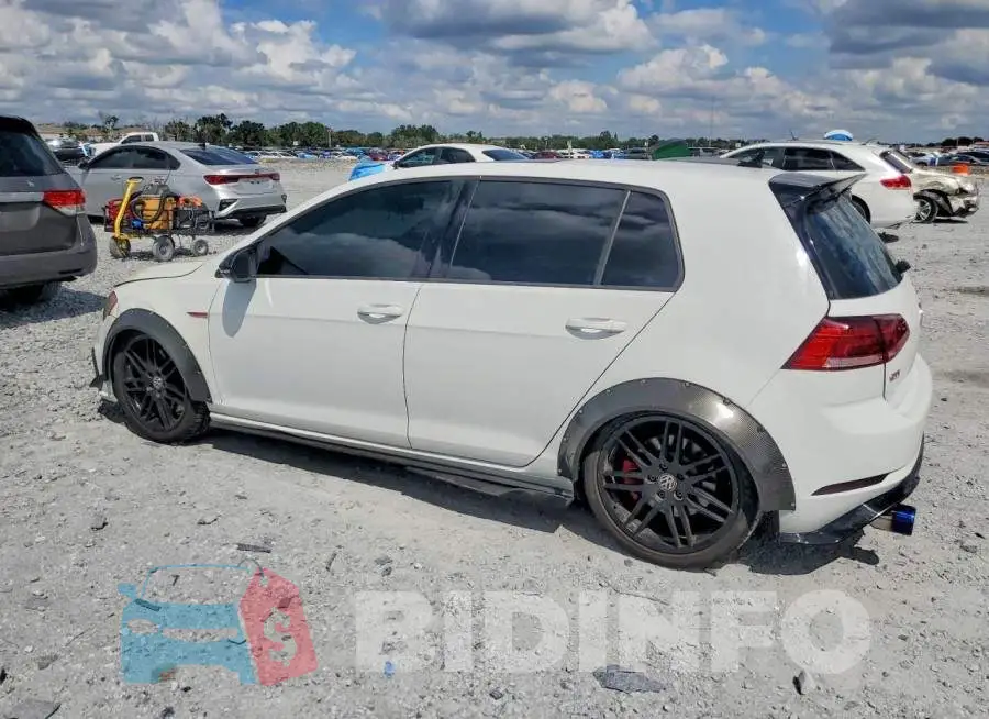 3VW5T7AU5MM008439 Photo# 2