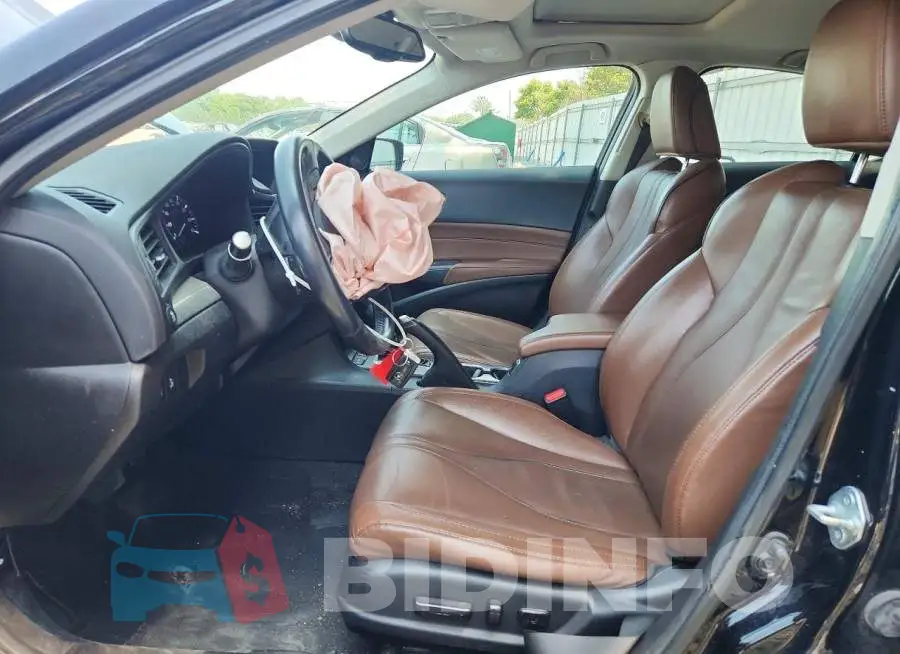 19UDE2F79MA010062 Photo# 7