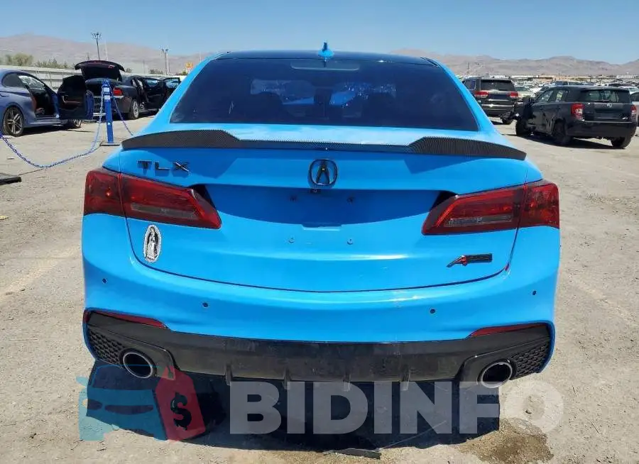19UUB1F62KA006751 Photo# 6