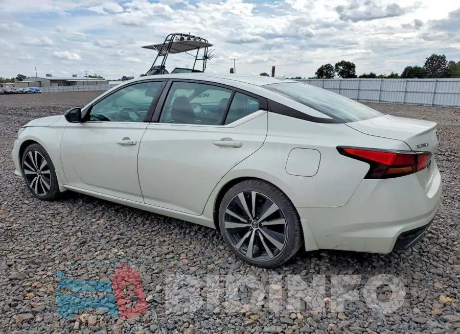 1N4BL4CV2KC114829 Photo# 2