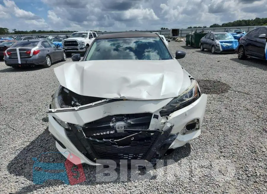 1N4BL4CV6LC240631 Photo# 5