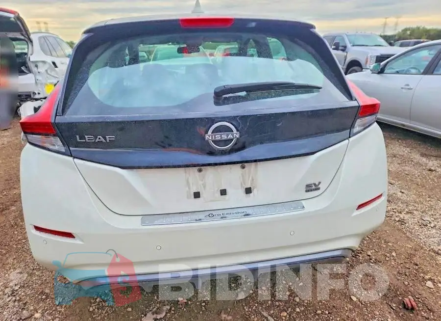 1N4CZ1CV7PC551959 Photo# 6