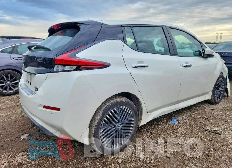 1N4CZ1CV7PC551959 Photo# 3