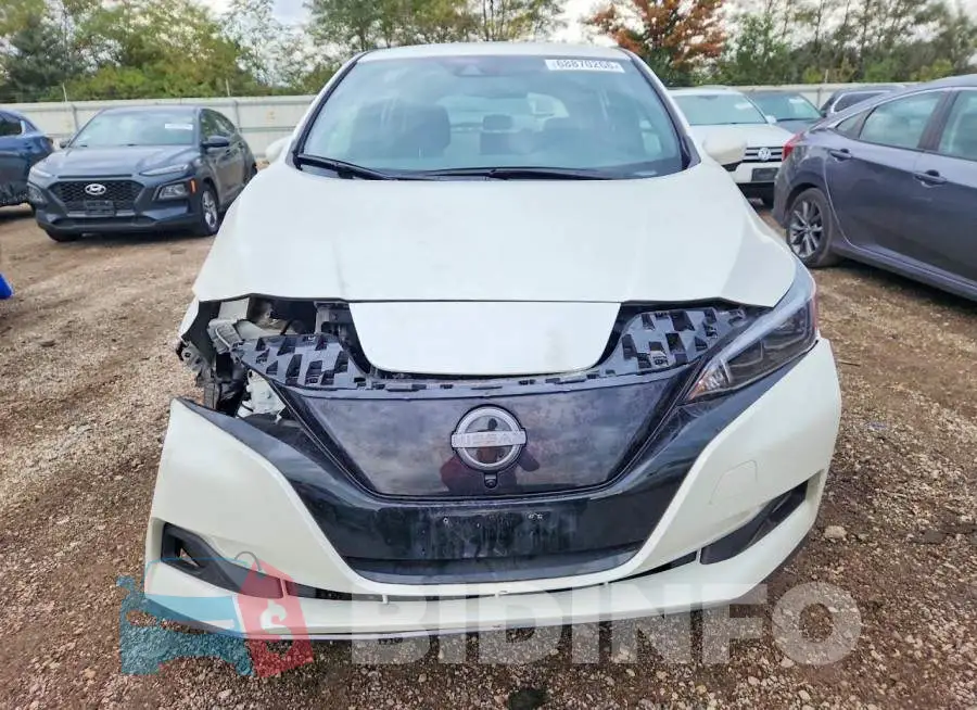 1N4CZ1CV7PC551959 Photo# 5