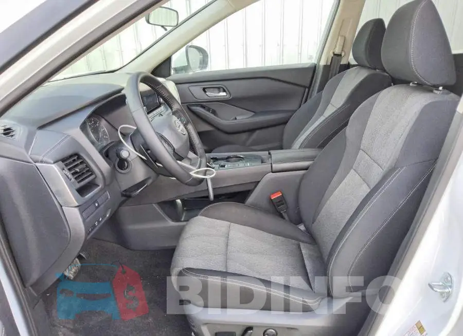 5N1BT3BA8TC807744 Photo# 7