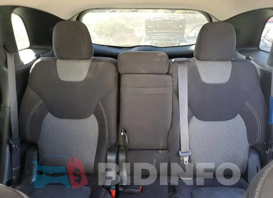 1C4PJLCB9JD615313 Photo# 10