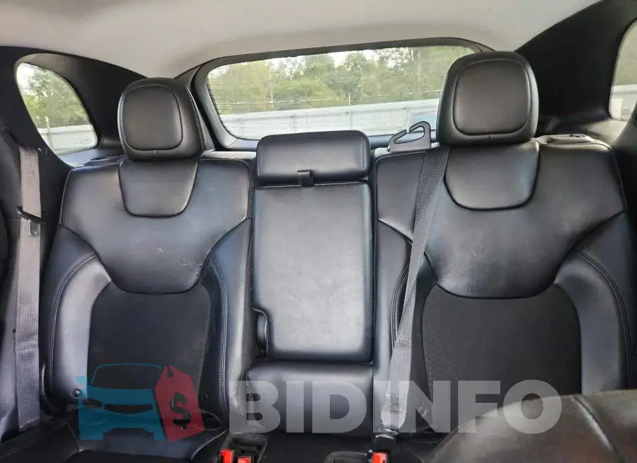 1C4PJLLB8KD411863 Photo# 10