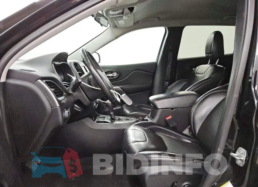 1C4PJLLX6KD439785 Photo# 7