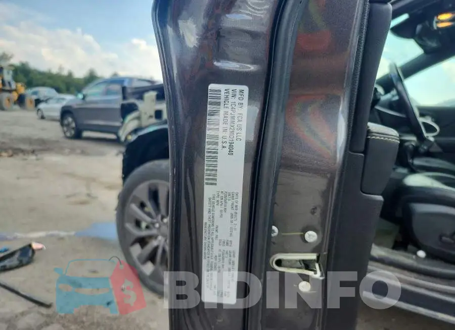 1C4PJMMX2MD194040 Photo# 14