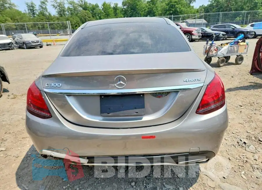 WDDWF8EB8LR528456 Photo# 6