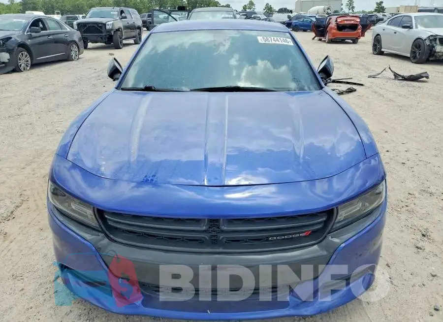 2C3CDXBG8MH678764 Photo# 5