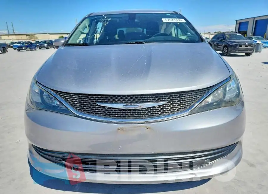 2C4RC1CG7HR512997 Photo# 5
