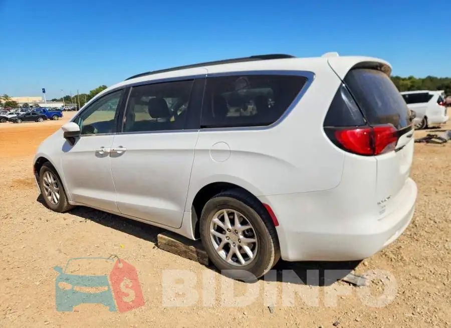 2C4RC1DG2LR172570 Photo# 2