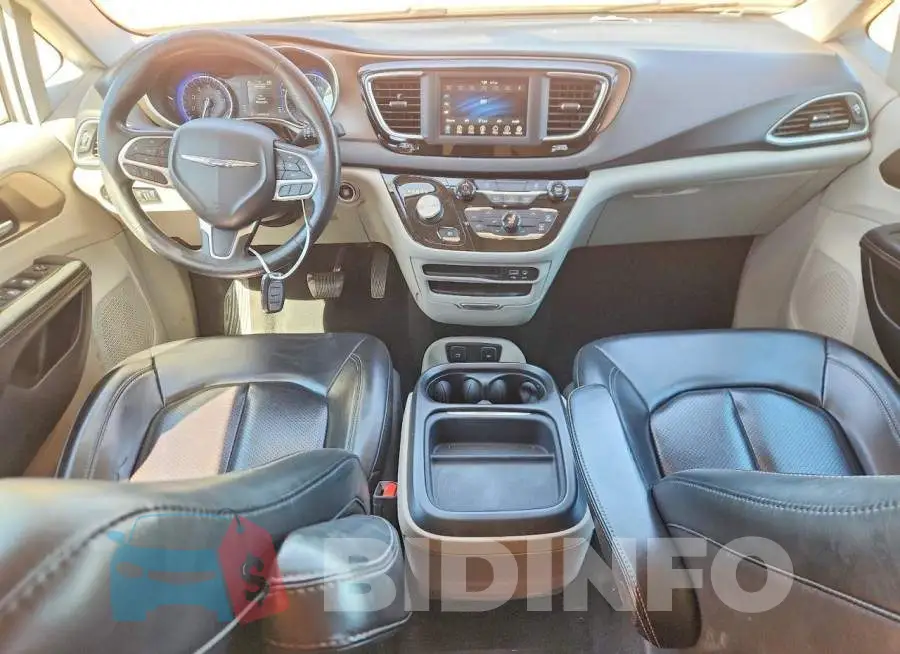 2C4RC1DG2LR172570 Photo# 8