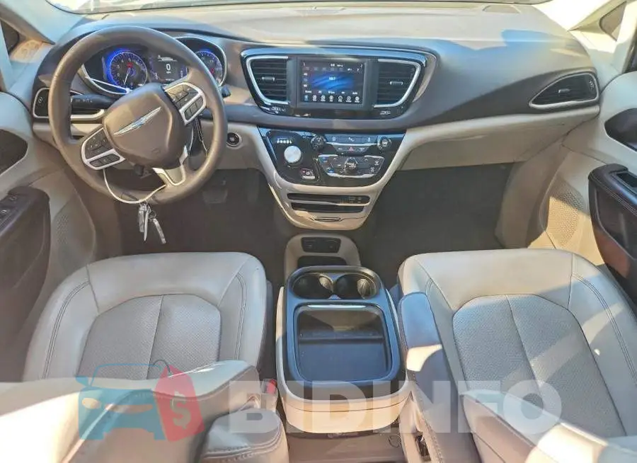 2C4RC1DG8LR156535 Photo# 8