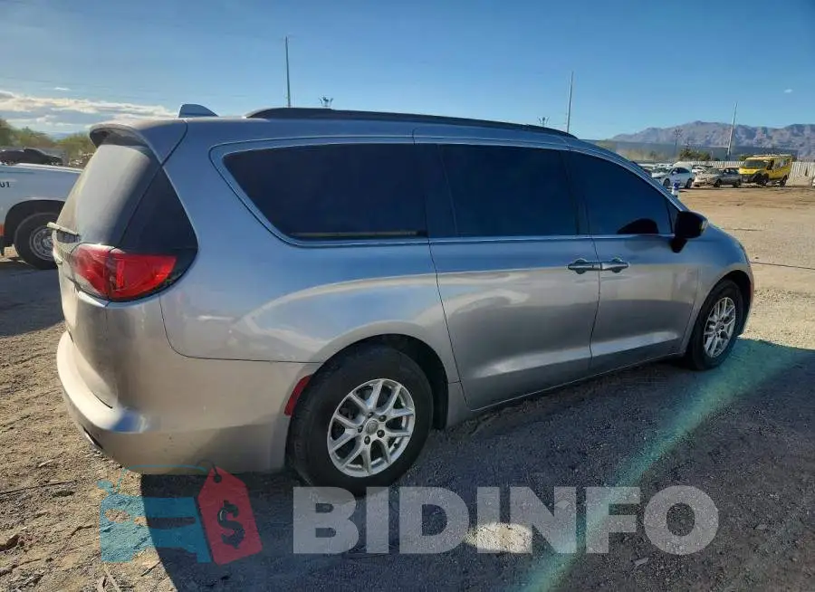 2C4RC1DG8LR156535 Photo# 3