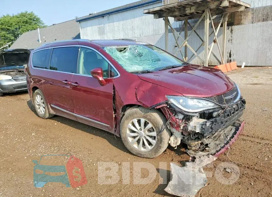 2C4RC1EG8JR292045 Photo# 4